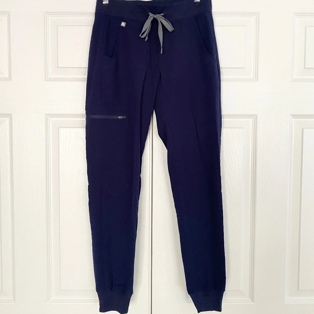 Figs Zamora Jogger Scrub Pants - Picture 4 of 14